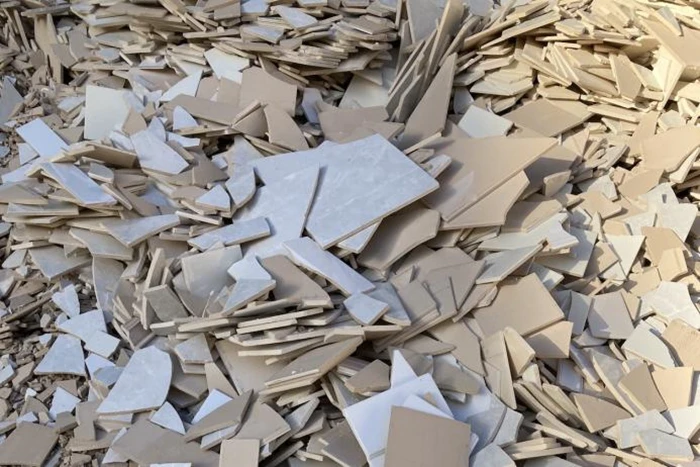Ceramic and tile waste
