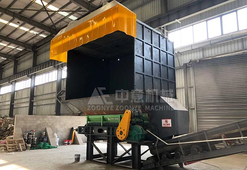 Apron Conveyor with Hopper