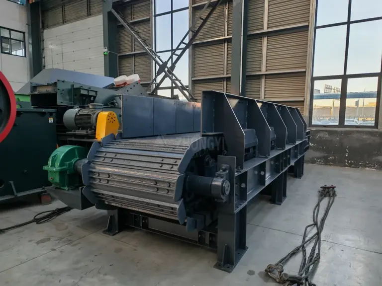 What Is an Apron Feeder Working Principle, Types & Applications